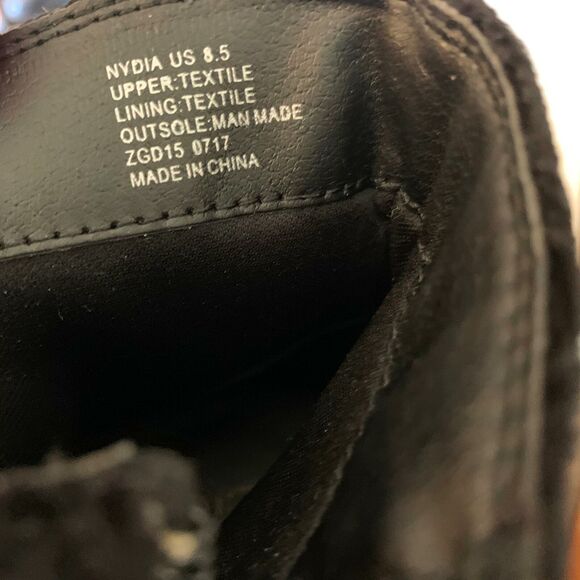 Zigi Soho Black Paisley Velvet Booties Womens Sz 8.5 Nydia Embossed Ankle Boots - Picture 6 of 10